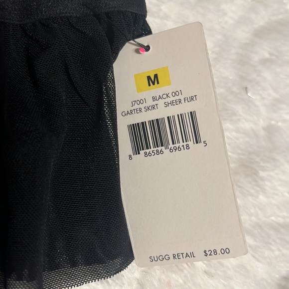 NWT BETSEY JOHNSON GARTER SIZE SMALL/MEDIUM - Picture 6 of 6